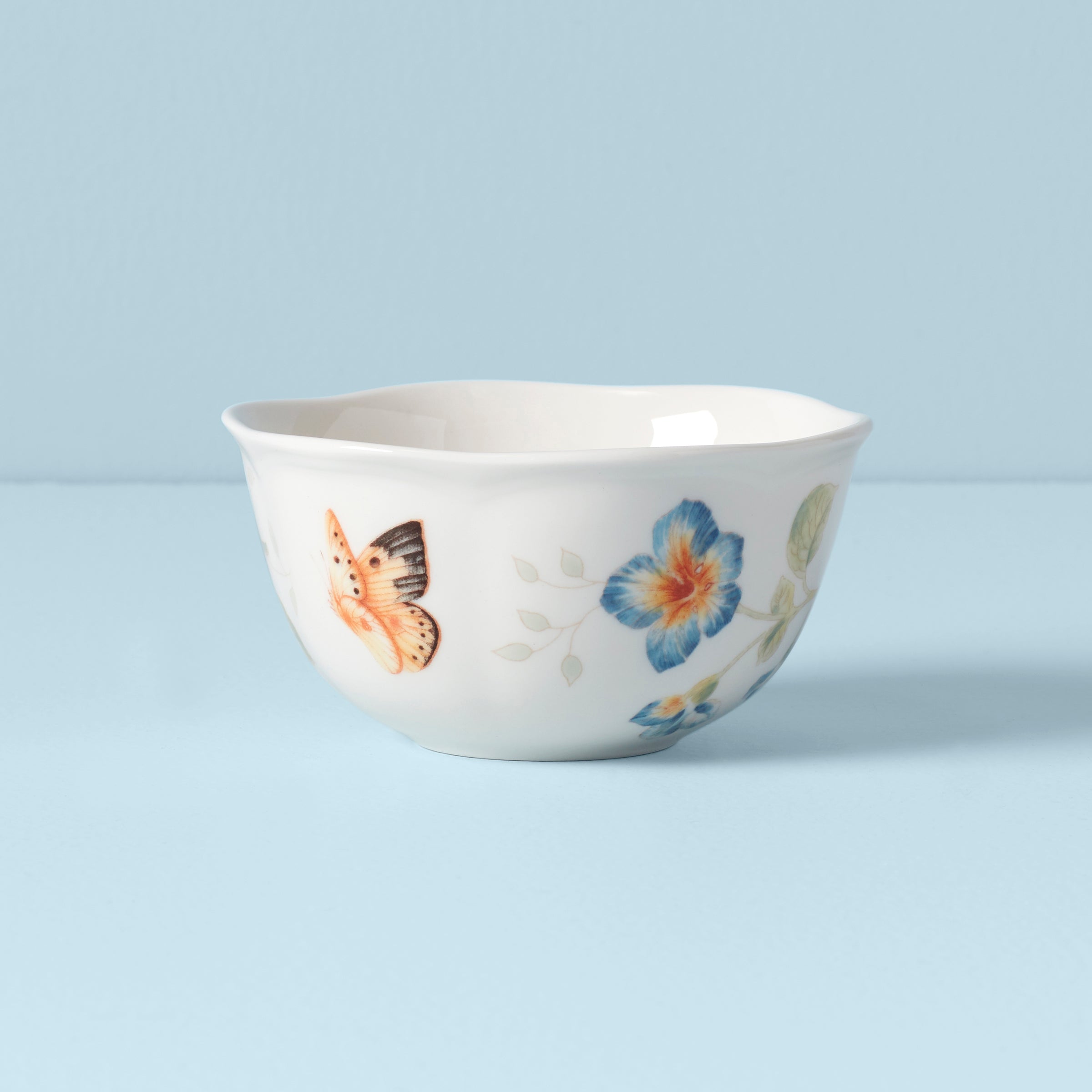 Scalloped Porcelain Dessert Bowl