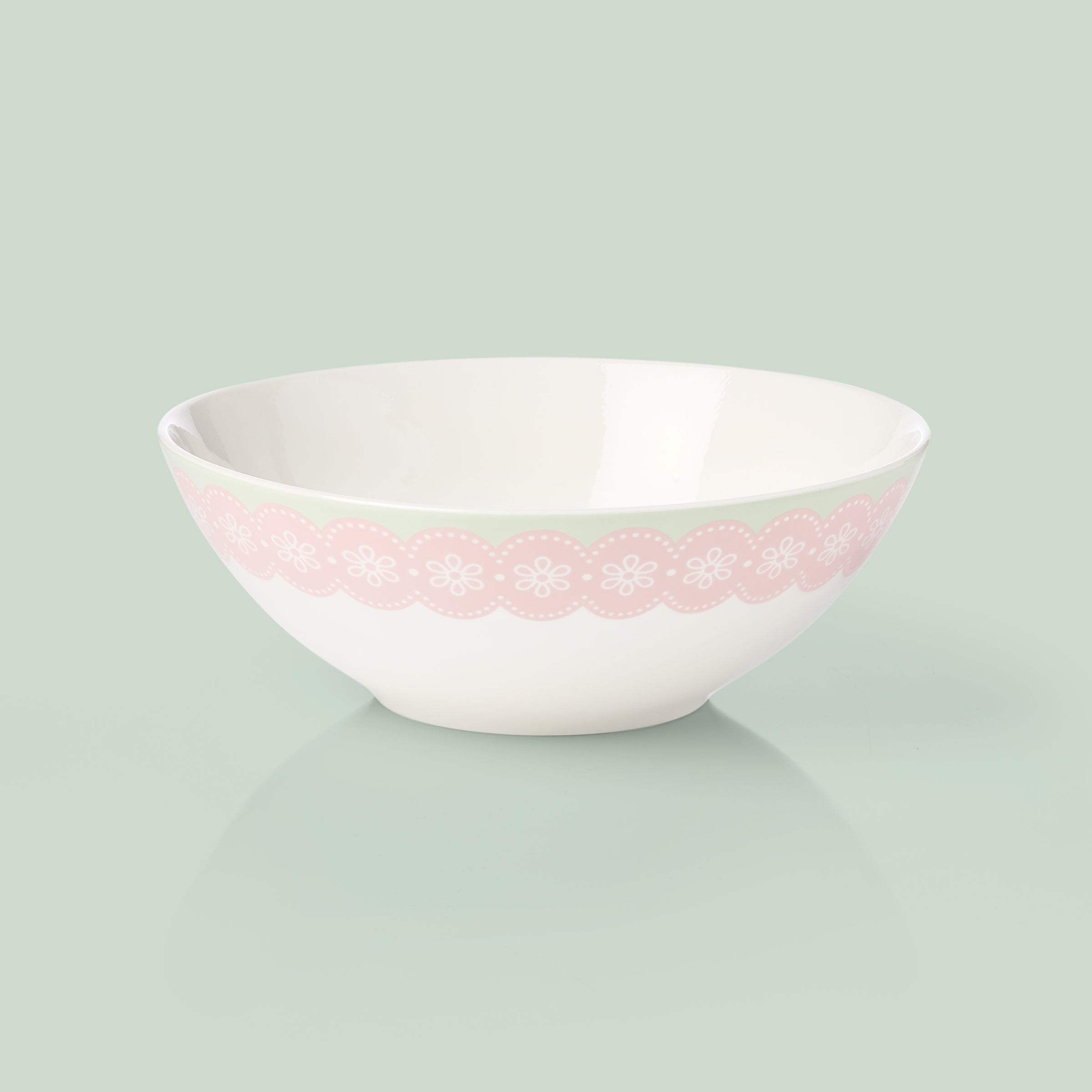 Decorative bowl for everyday dining